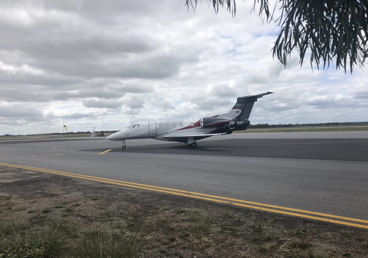 Сколько стоит Embraer Phenom 300: цены 2026 и содержание