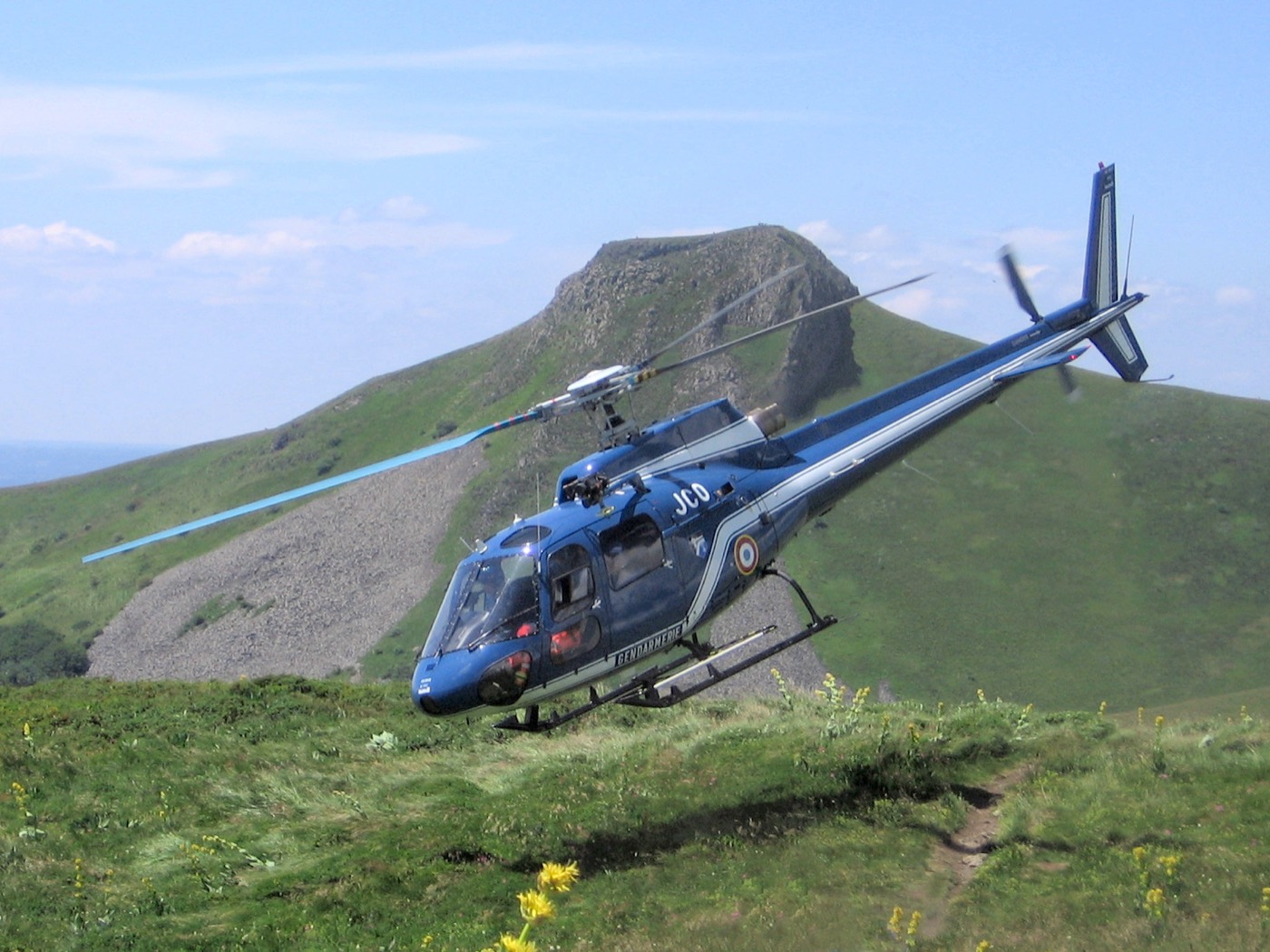Airbus AS350 Ecureuil (AStar) — экстерьер