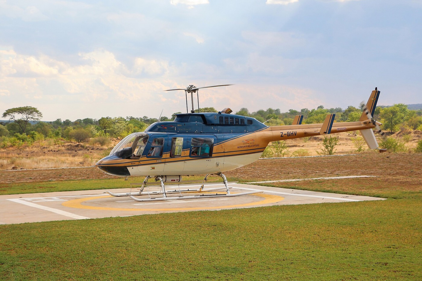 Bell 206L LongRanger — экстерьер