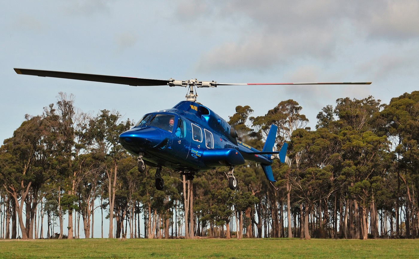 Bell 222 — экстерьер