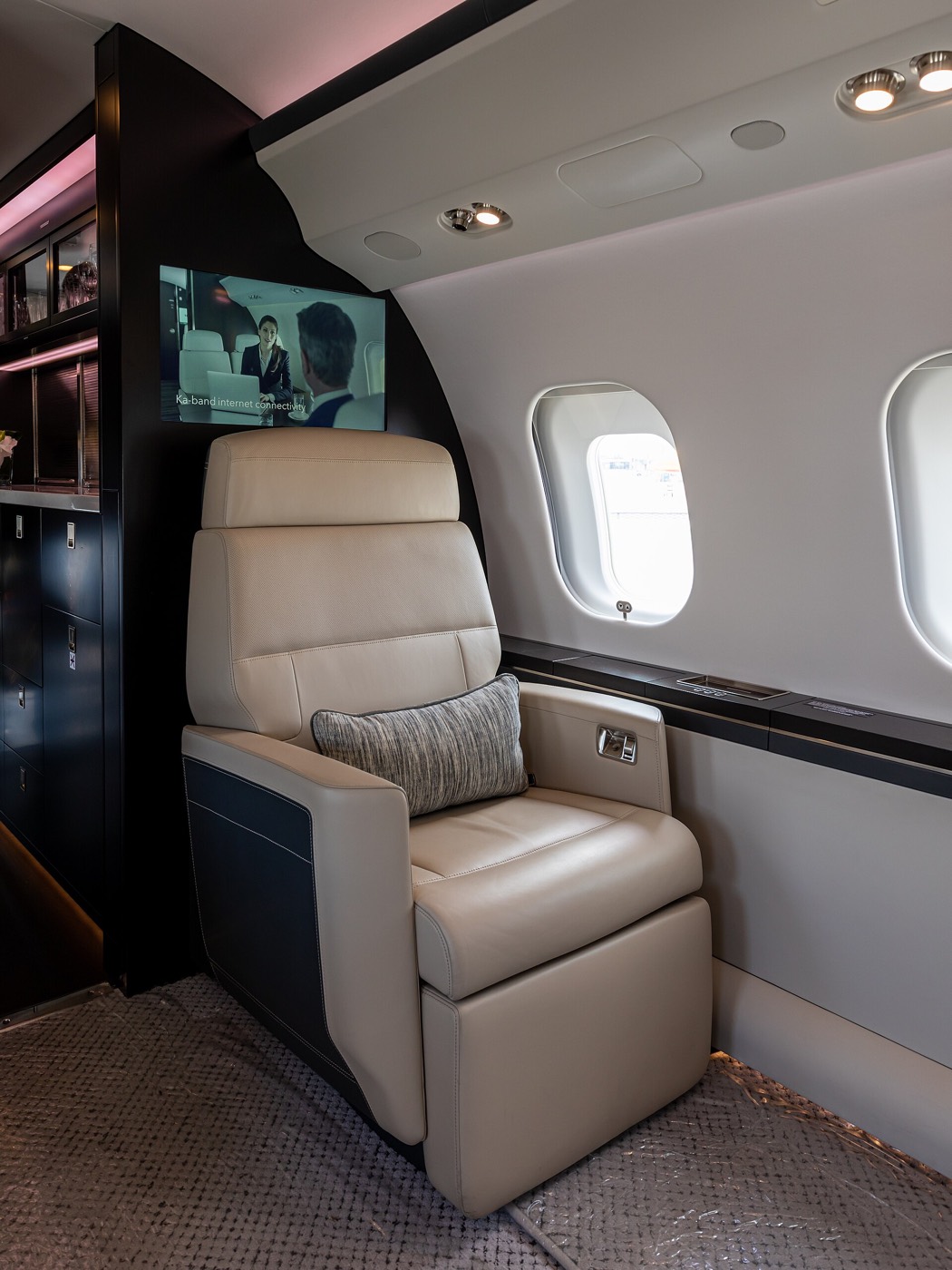 Bombardier Global 6000 — экстерьер