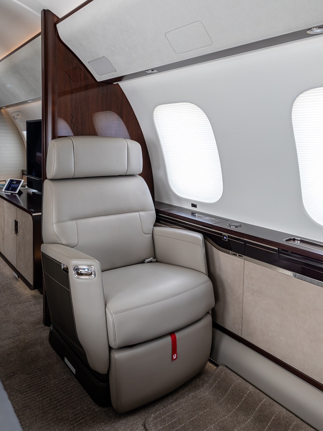 Bombardier Global 7500 — экстерьер