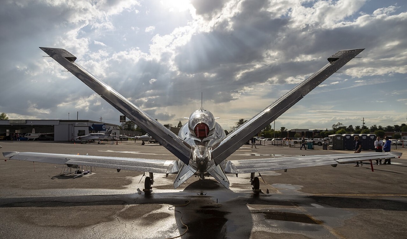 Cirrus Vision Jet SF50 — экстерьер