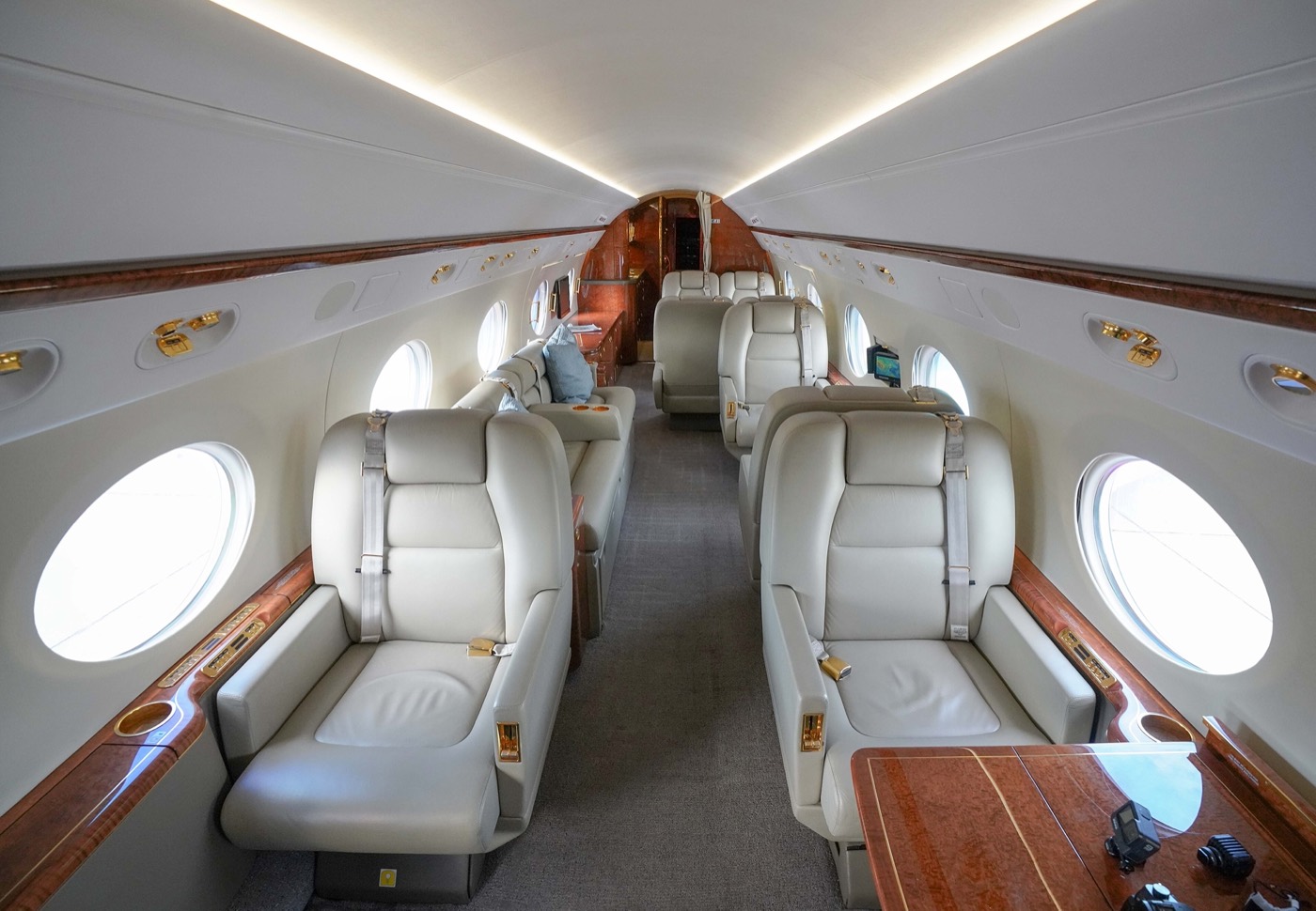 Gulfstream IV — салон