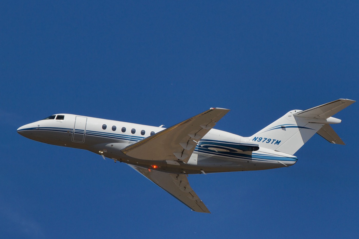 Hawker 4000 — экстерьер