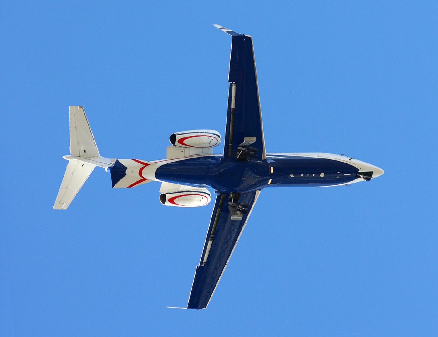 Learjet 40 — экстерьер