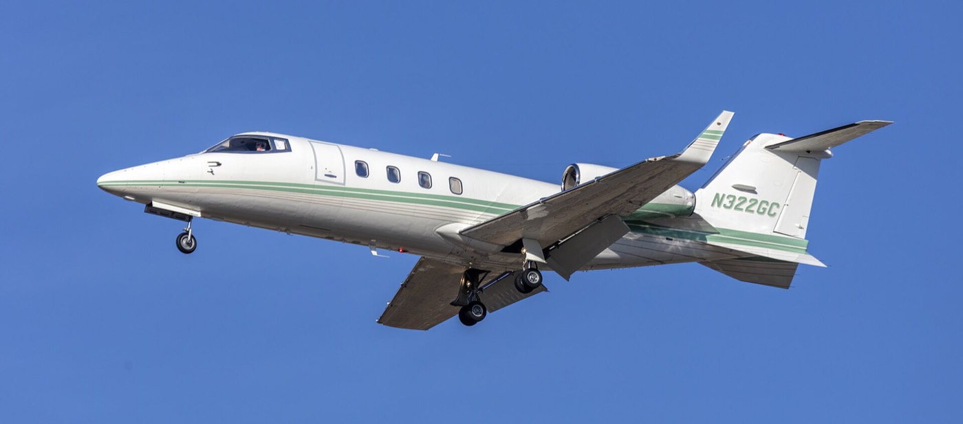 Learjet 55 — экстерьер