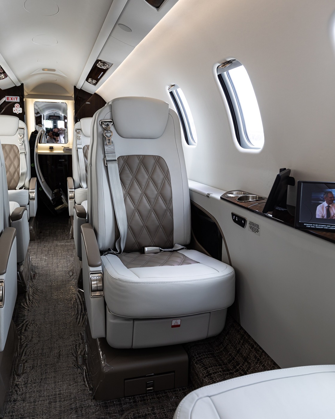 Learjet 70/75 — салон