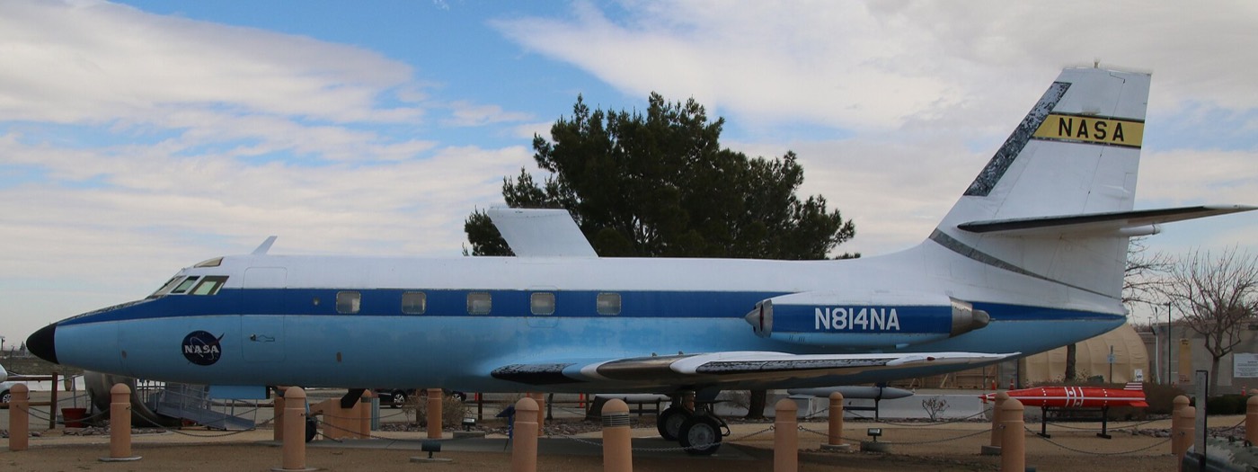 Lockheed JetStar — экстерьер