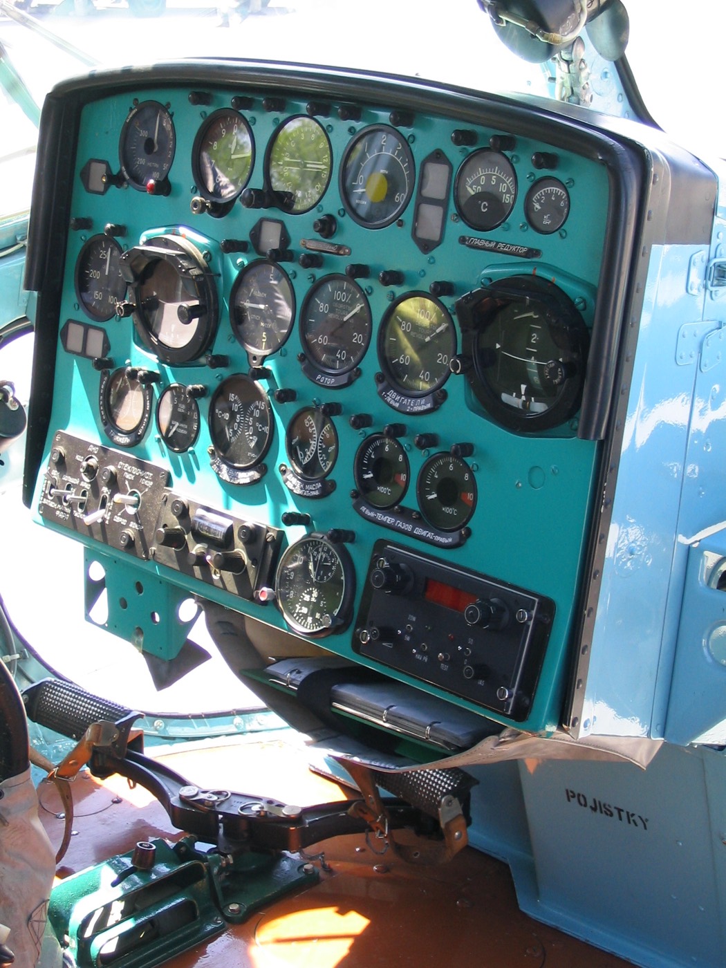 PZL-Świdnik Mi-2 — салон